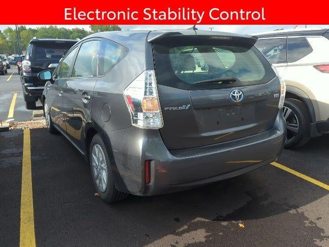 2013 Toyota Prius v Three