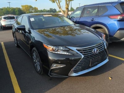 2016 Lexus ES 300h