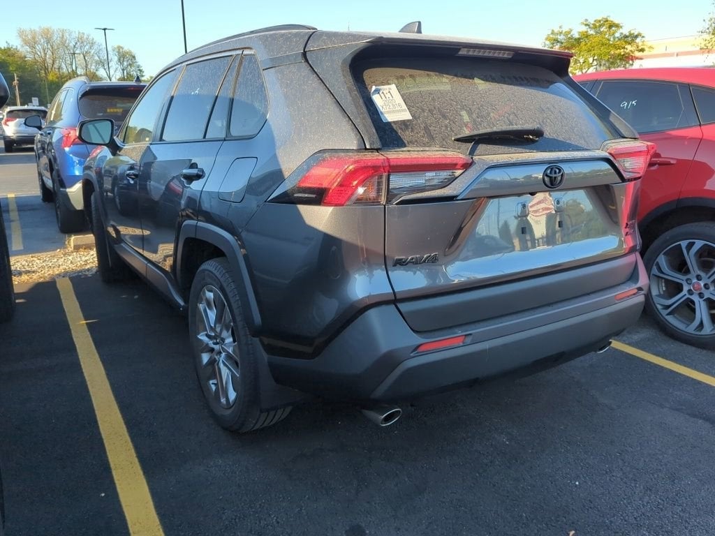 2020 Toyota RAV4 XLE Premium