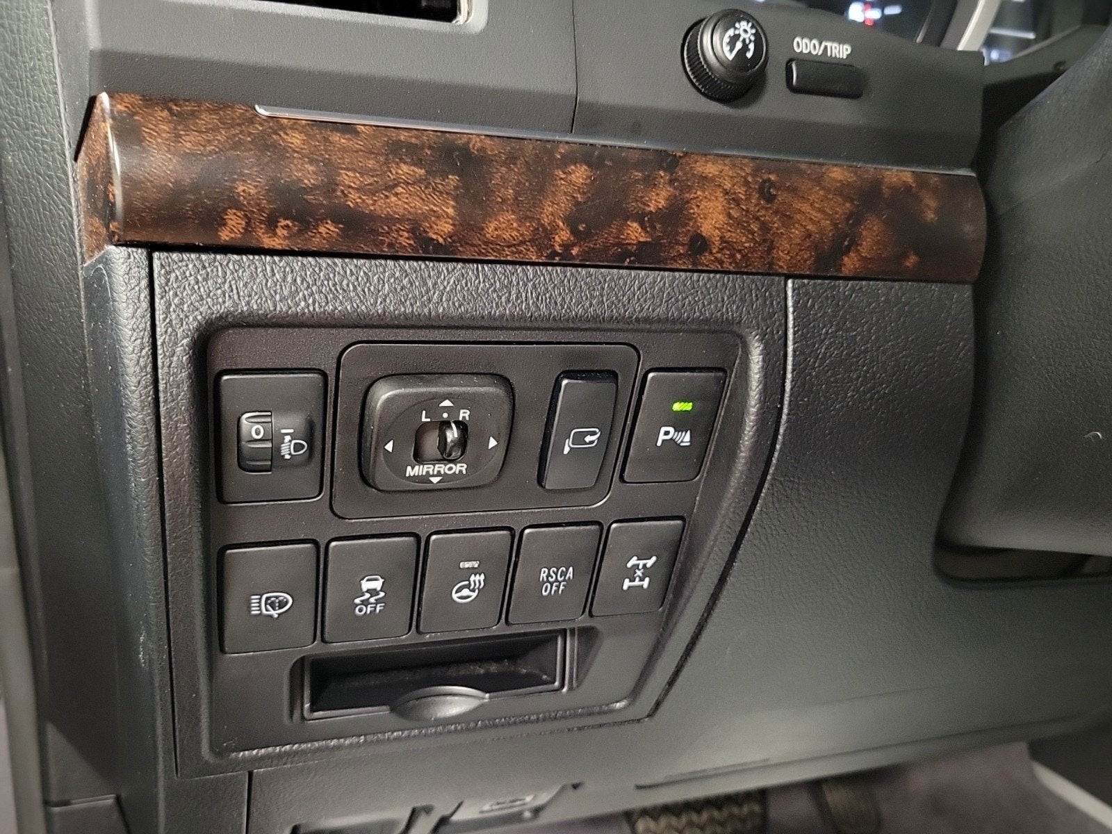 2013 Toyota Land Cruiser Base