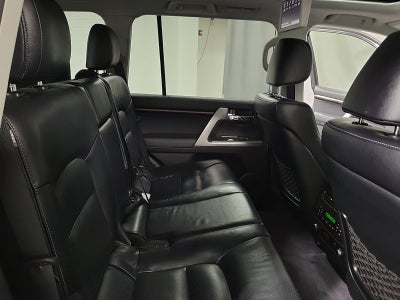 2013 Toyota Land Cruiser Base