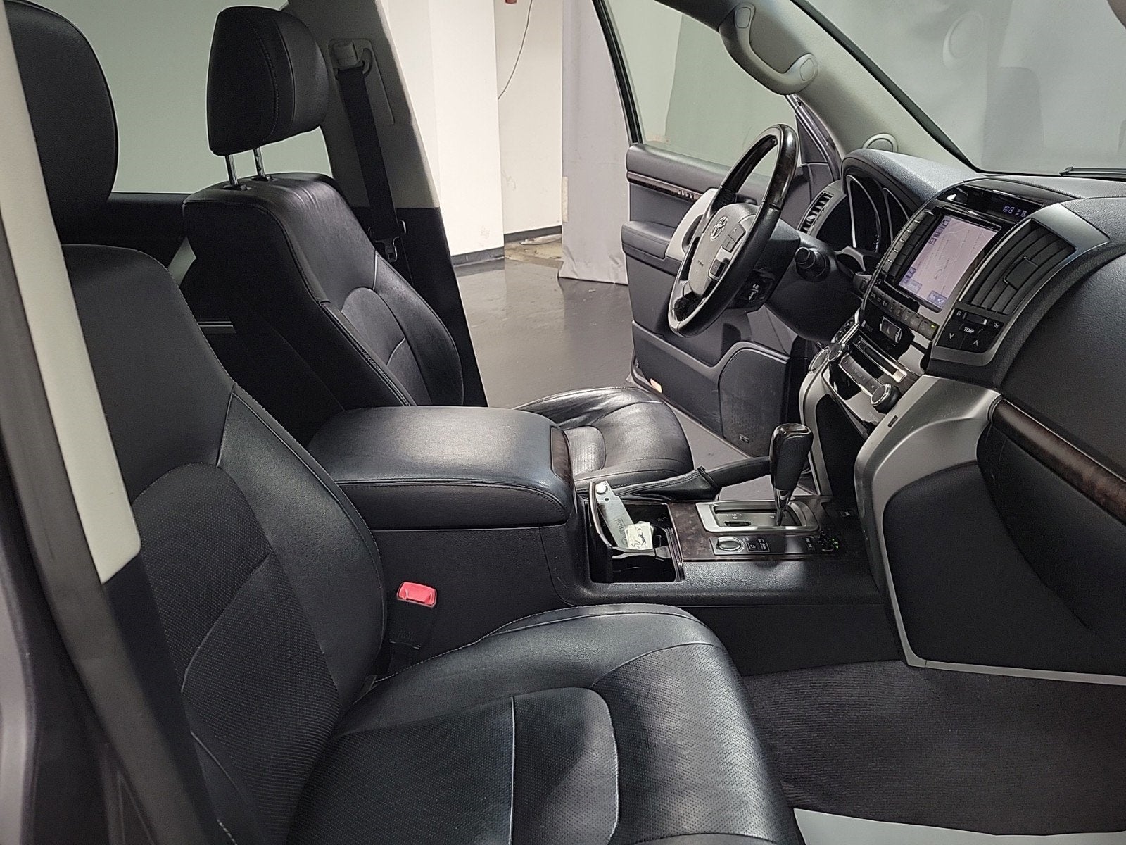 2013 Toyota Land Cruiser Base