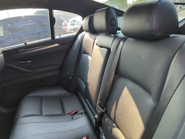 2011 BMW 5 Series 550i xDrive