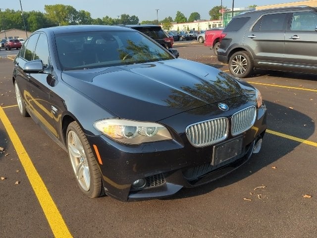 2011 BMW 5 Series 550i xDrive