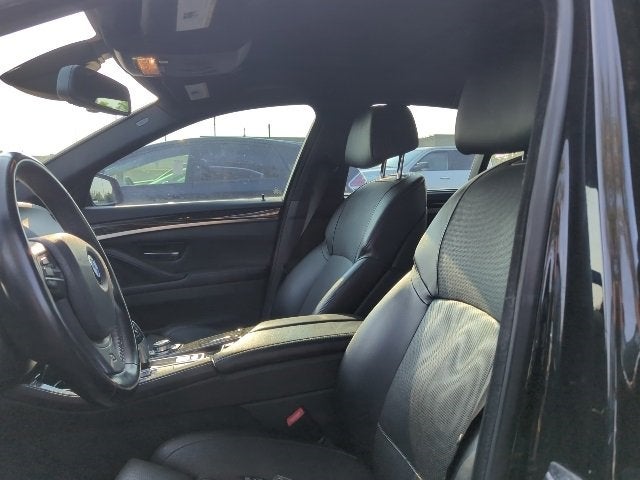 2011 BMW 5 Series 550i xDrive