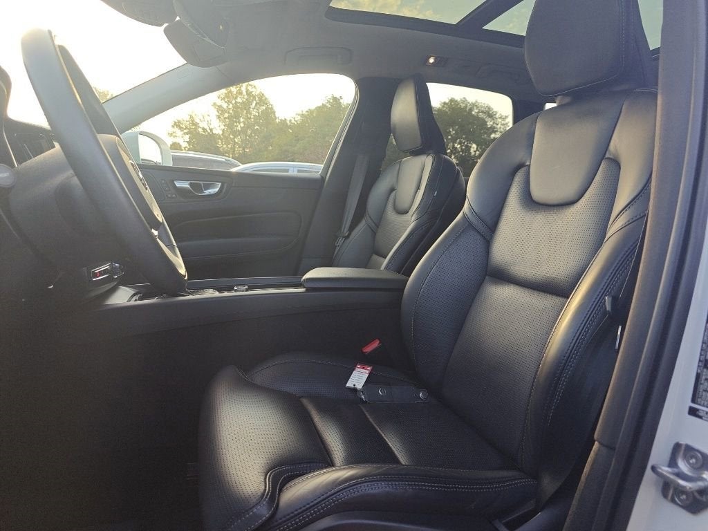 2021 Volvo XC60 T5 Inscription