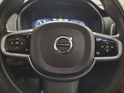 2021 Volvo XC90 T6 Momentum