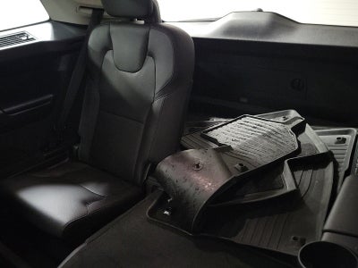 2021 Volvo XC90 T6 Momentum