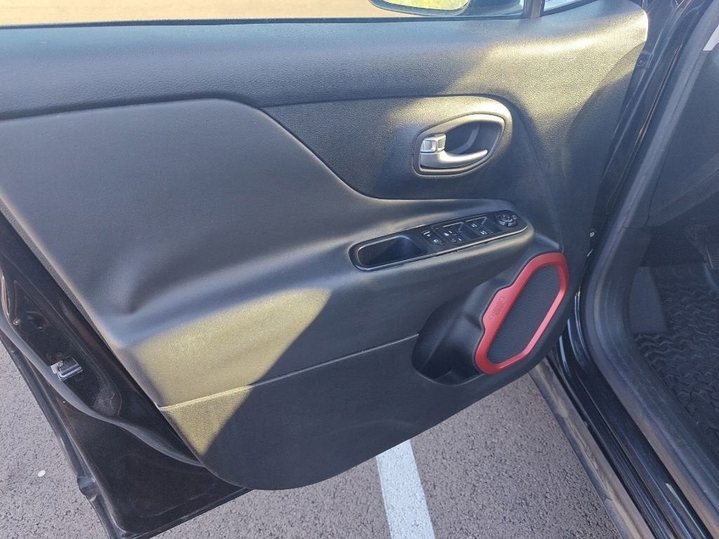 2015 Jeep Renegade Trailhawk