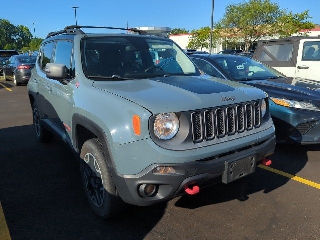 2016 Jeep Renegade Trailhawk