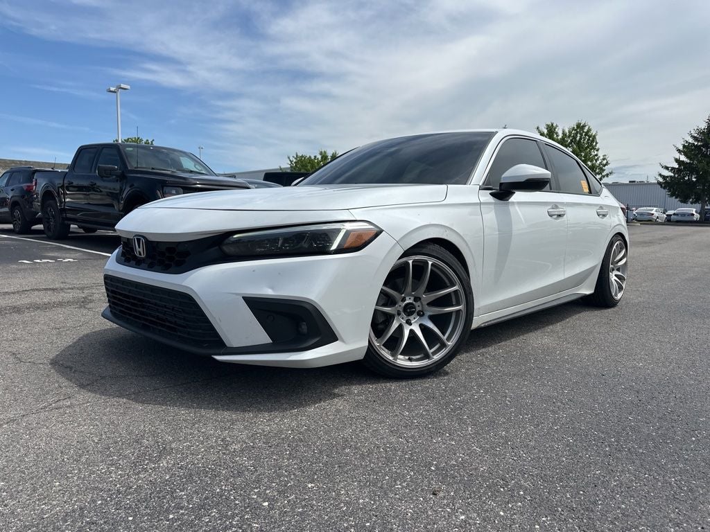 2024 Honda Civic Sport Touring CVT's photo
