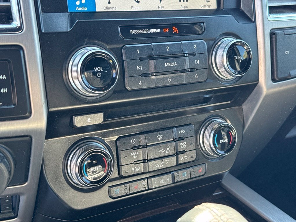2016 Ford F-150 Platinum