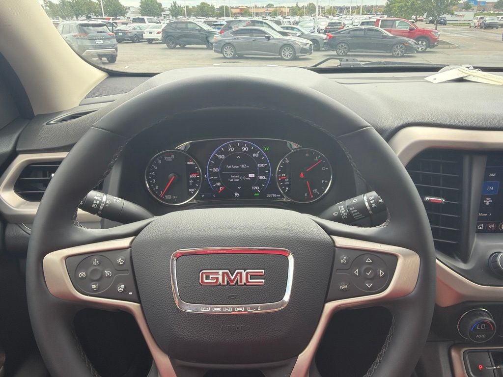 2023 GMC Acadia Denali