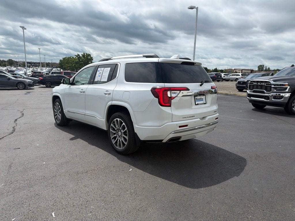 2023 GMC Acadia Denali