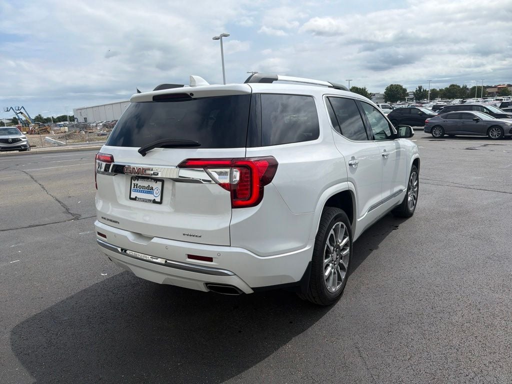 2023 GMC Acadia Denali