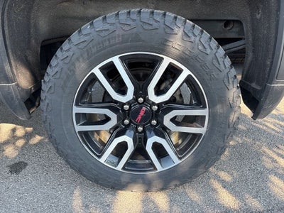 2022 GMC Sierra 1500 Limited AT4