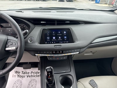 2023 Cadillac XT4 Premium Luxury