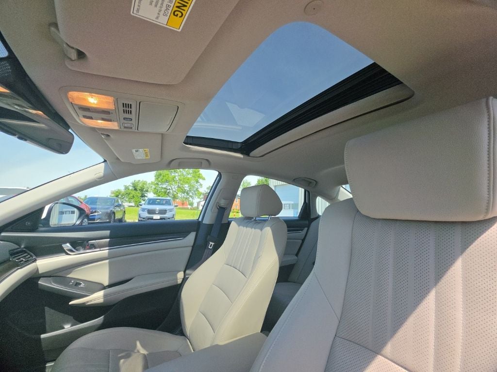 2019 Honda Accord Touring 2.0T