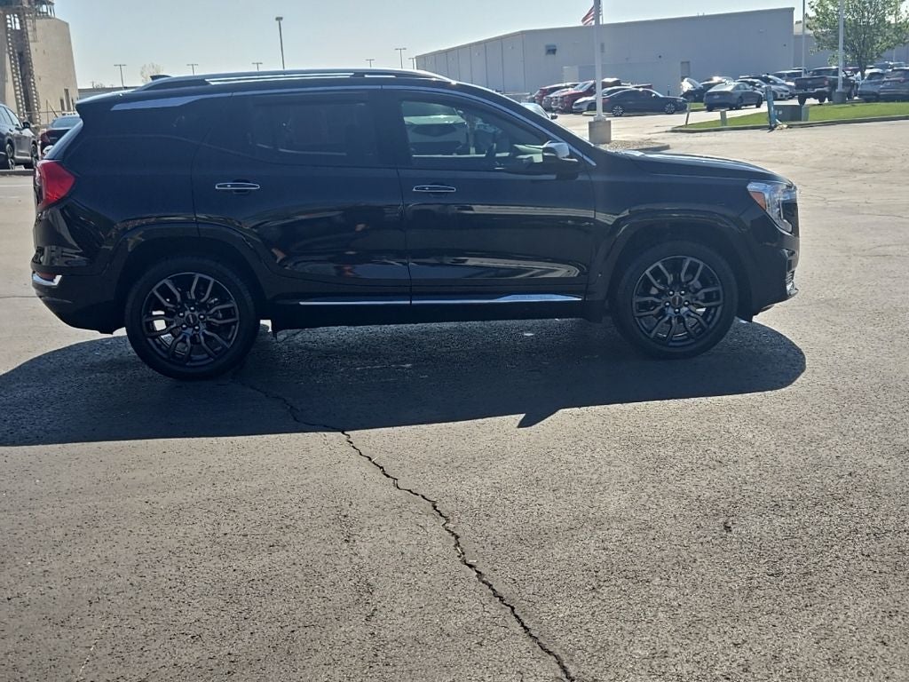 2023 GMC Terrain Denali