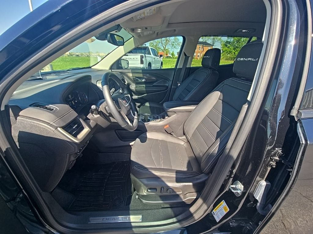 2023 GMC Terrain Denali