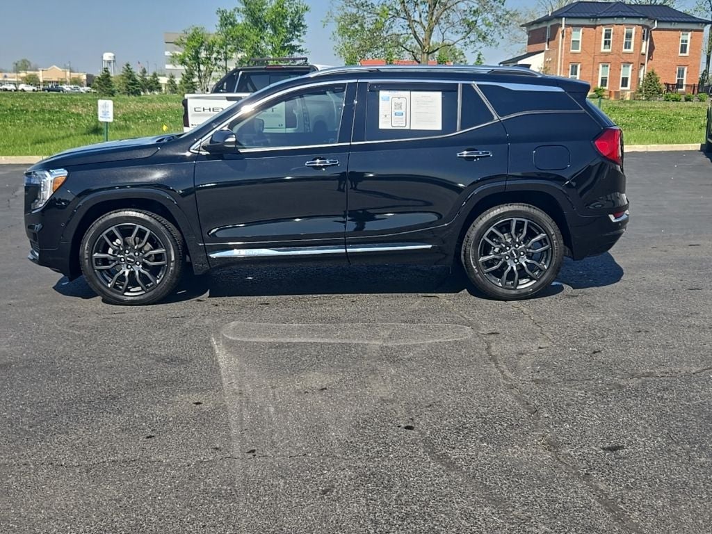 2023 GMC Terrain Denali