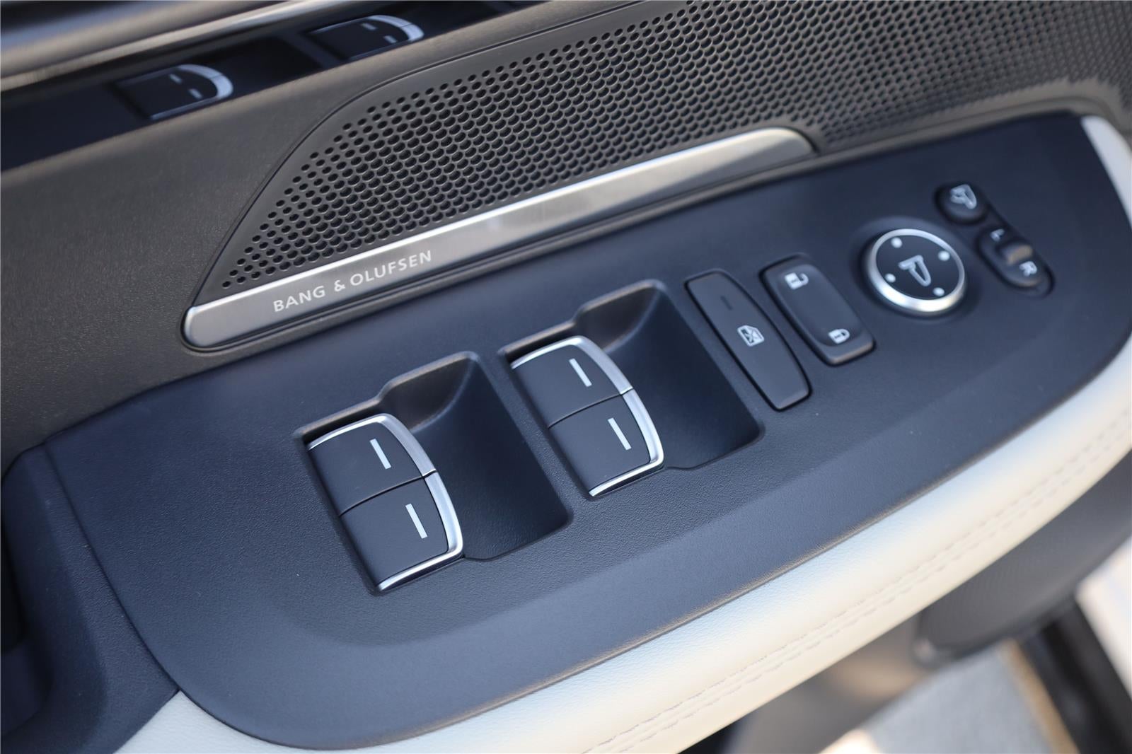 2025 Acura ADX w/A-SPEC w/Advance