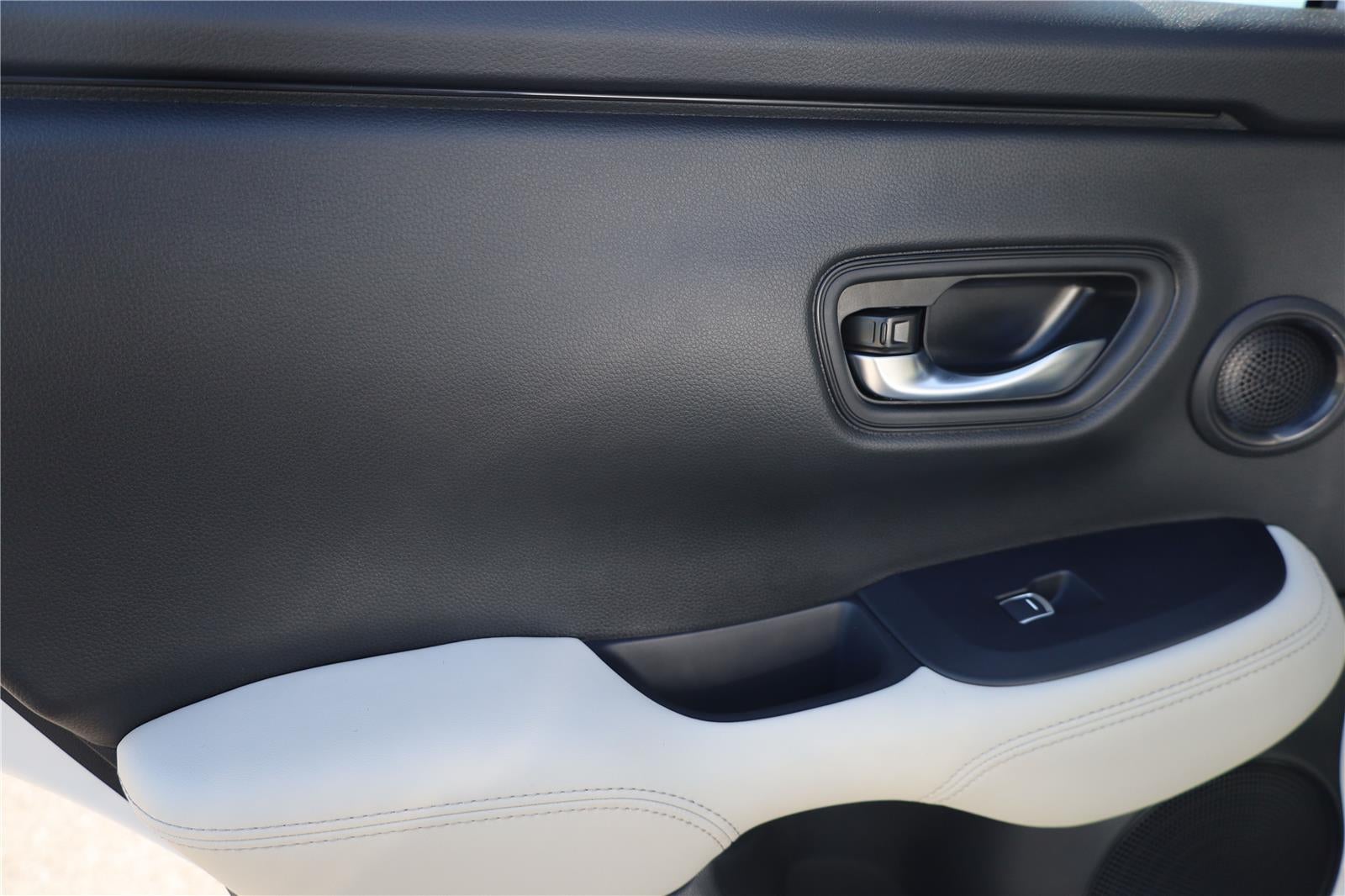 2025 Acura ADX w/A-SPEC w/Advance