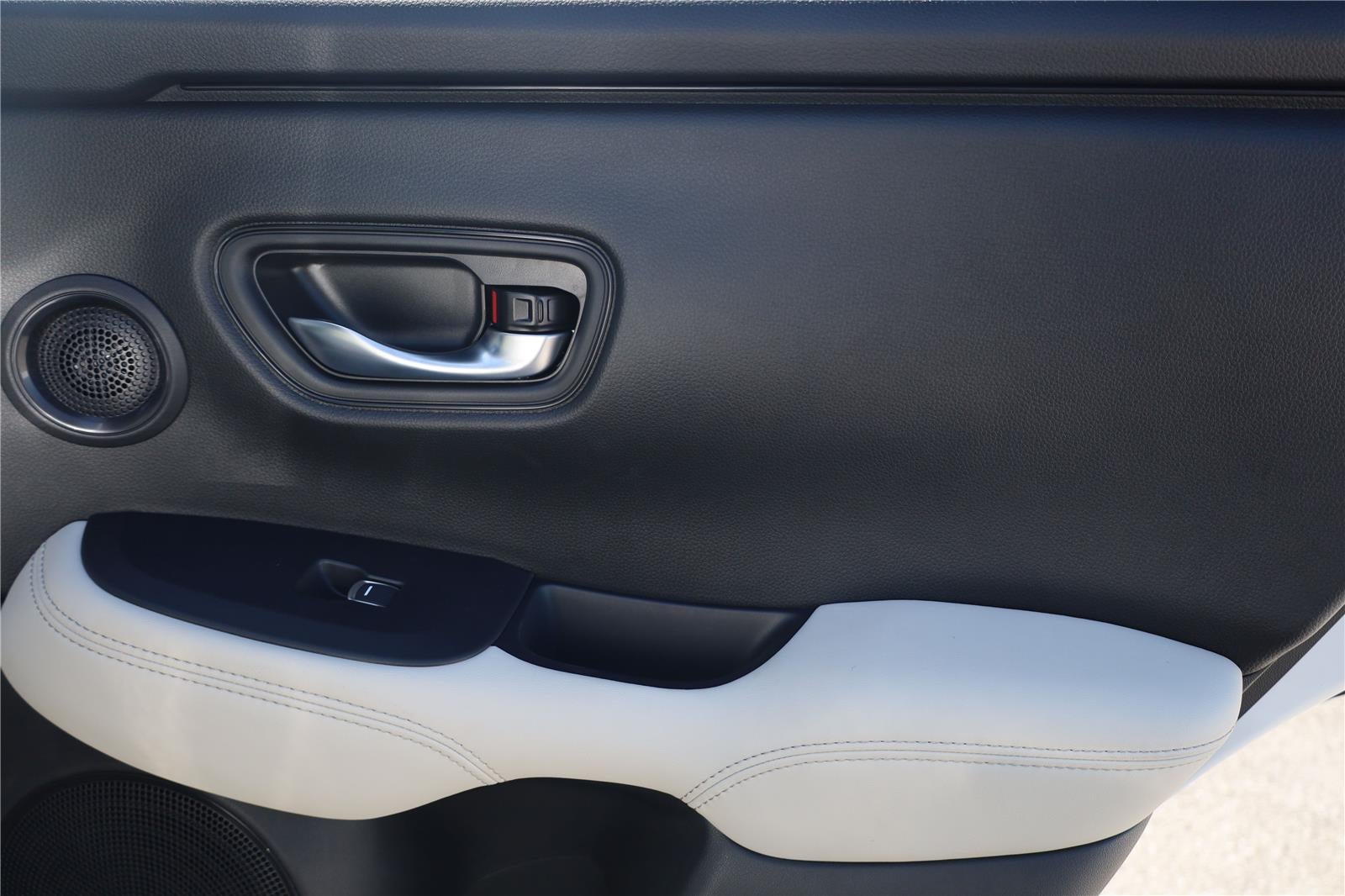 2025 Acura ADX w/A-SPEC w/Advance