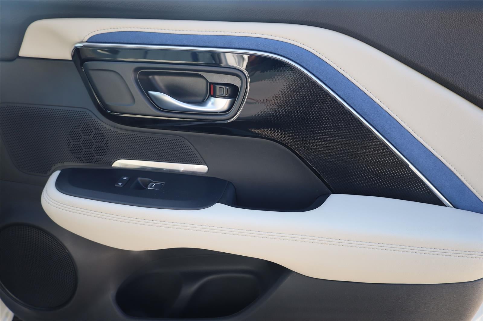 2025 Acura ADX w/A-SPEC w/Advance