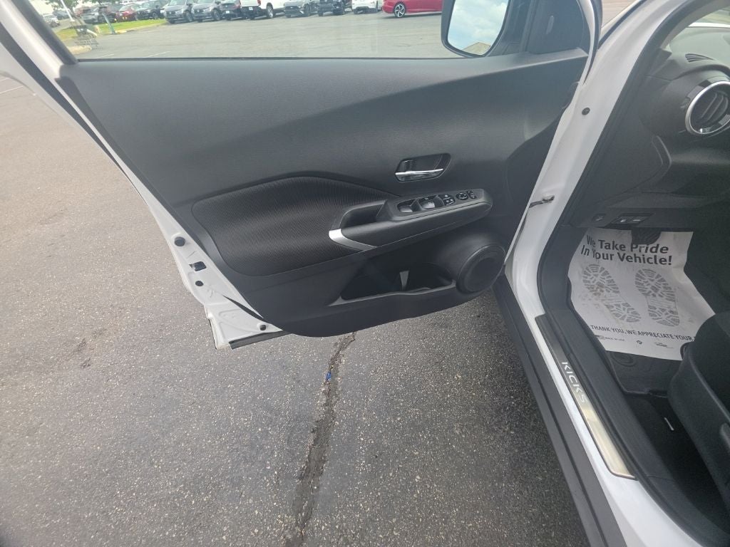 2024 Nissan Kicks SV