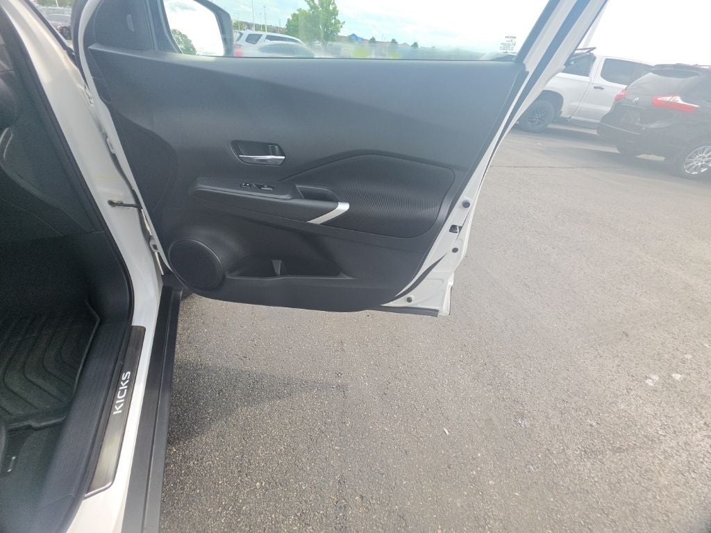 2024 Nissan Kicks SV