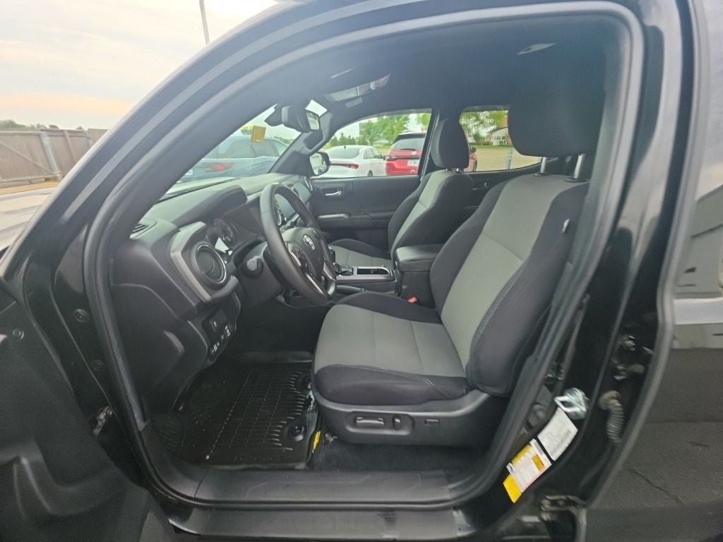 2022 Toyota Tacoma TRD Sport V6