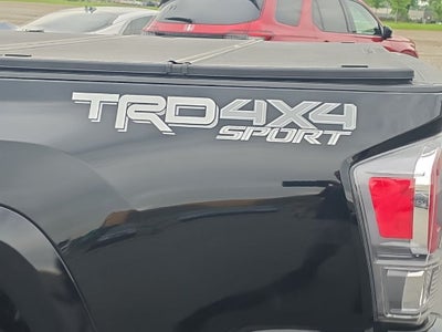 2022 Toyota Tacoma TRD Sport V6