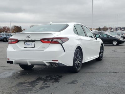 2022 Toyota Camry SE