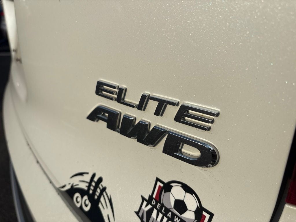 2022 Honda Pilot Elite