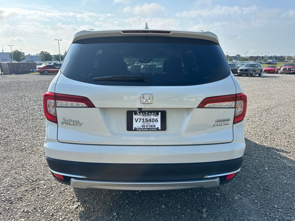 2022 Honda Pilot Touring 8 Passenger