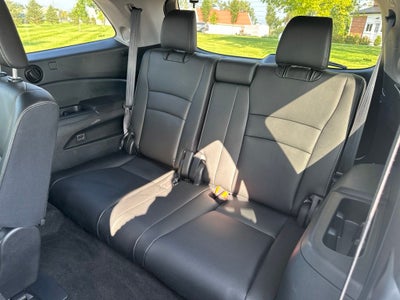 2022 Honda Pilot Touring 8 Passenger