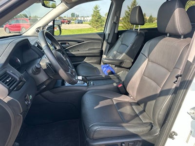 2022 Honda Pilot Touring 8 Passenger