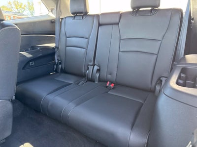 2022 Honda Pilot Touring 8 Passenger