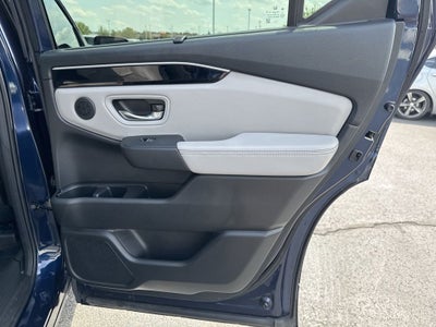 2023 Honda Pilot Touring