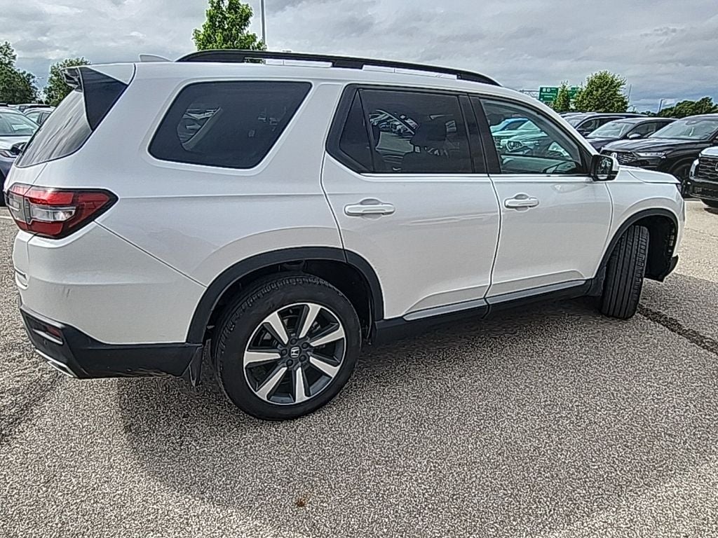 2023 Honda Pilot Touring