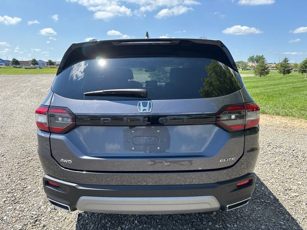 2023 Honda Pilot Elite