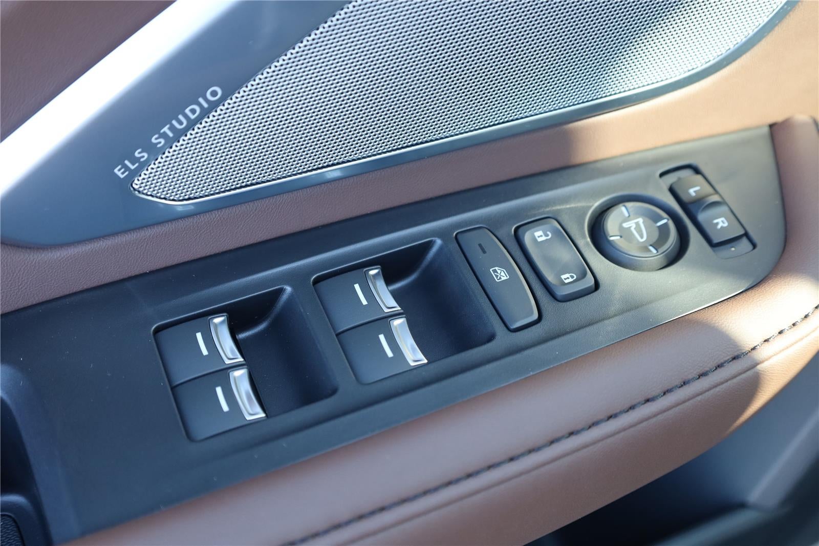 2025 Acura RDX SH-AWD w/Tech