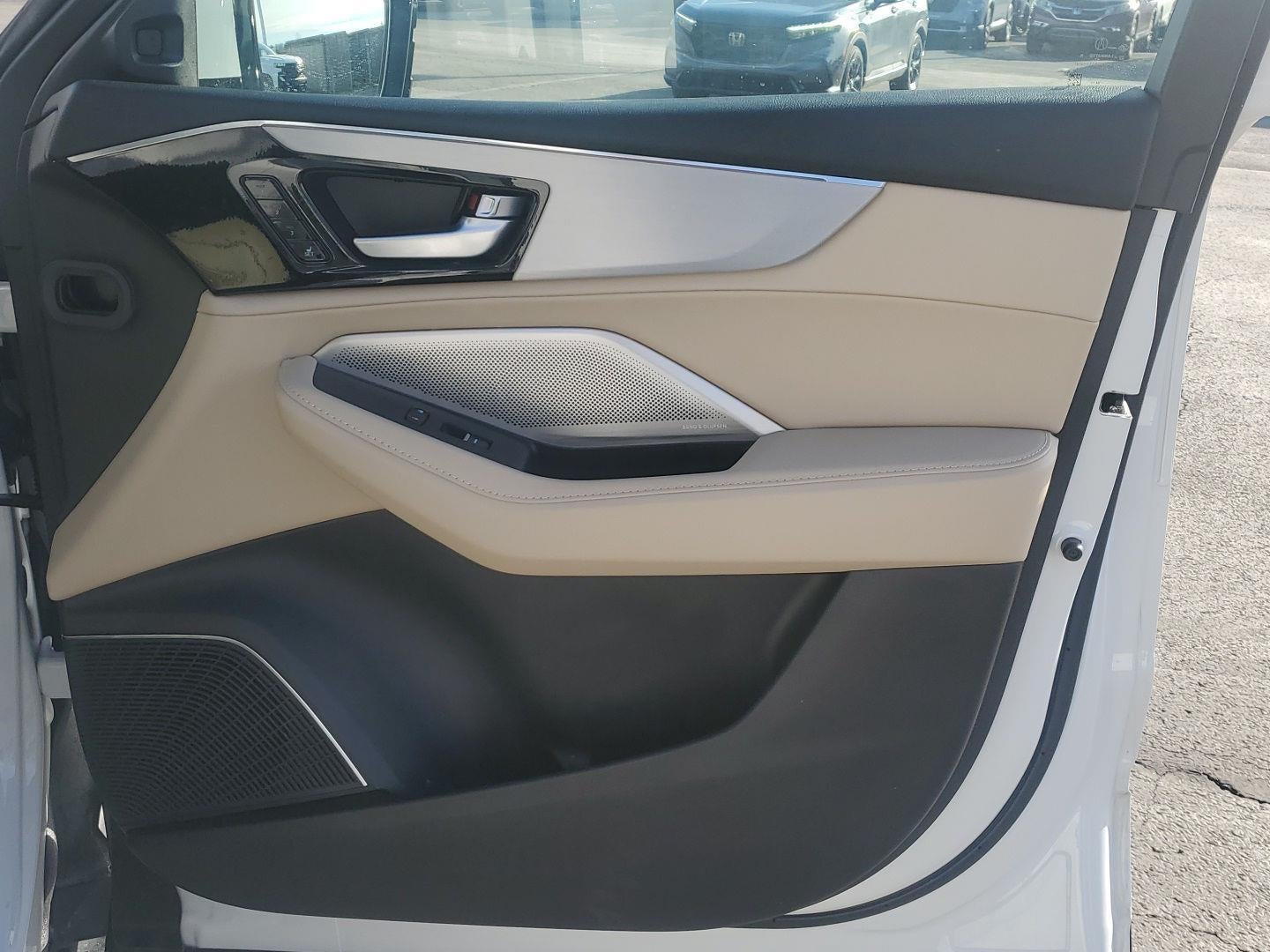 2025 Acura MDX w/Technology Package