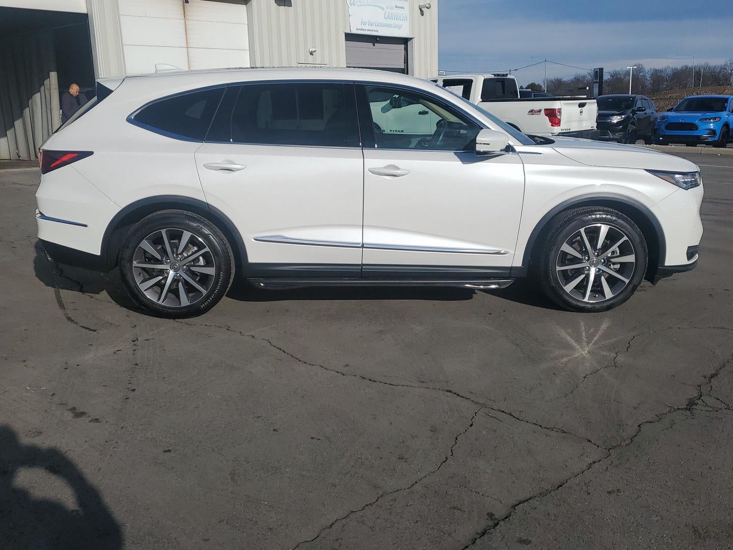 2025 Acura MDX w/Technology Package