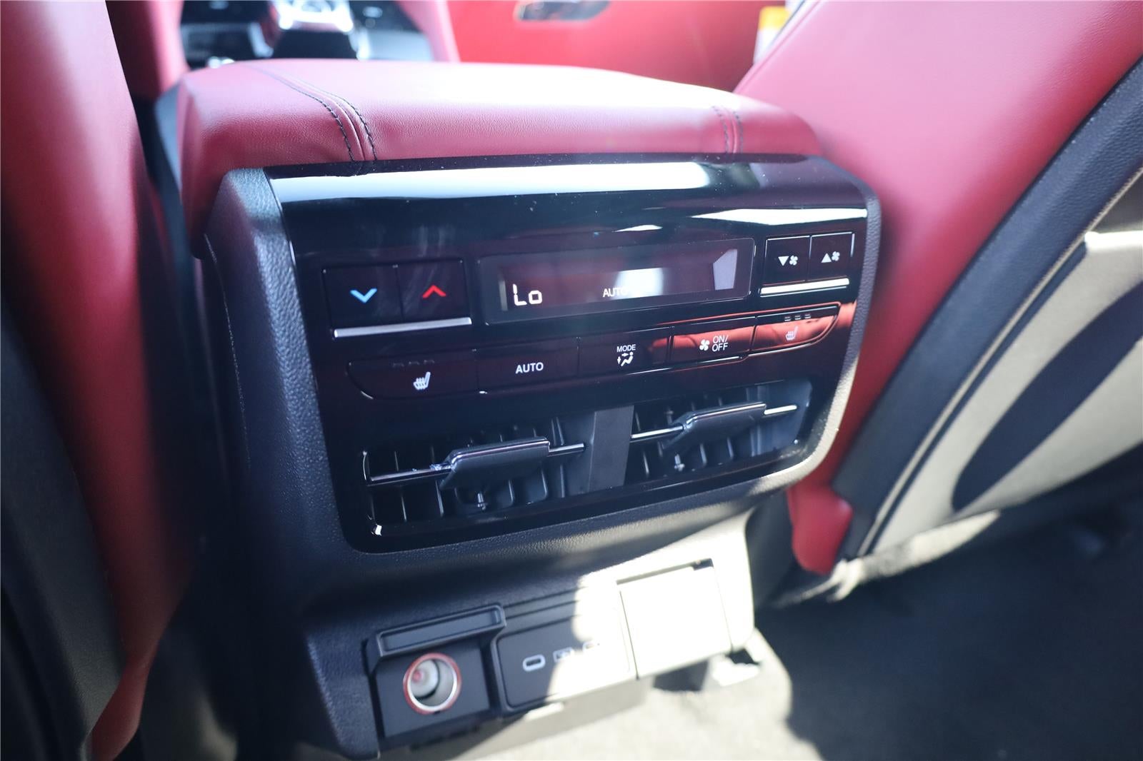 2026 Acura MDX SH-AWD w/A-SPEC w/Advance