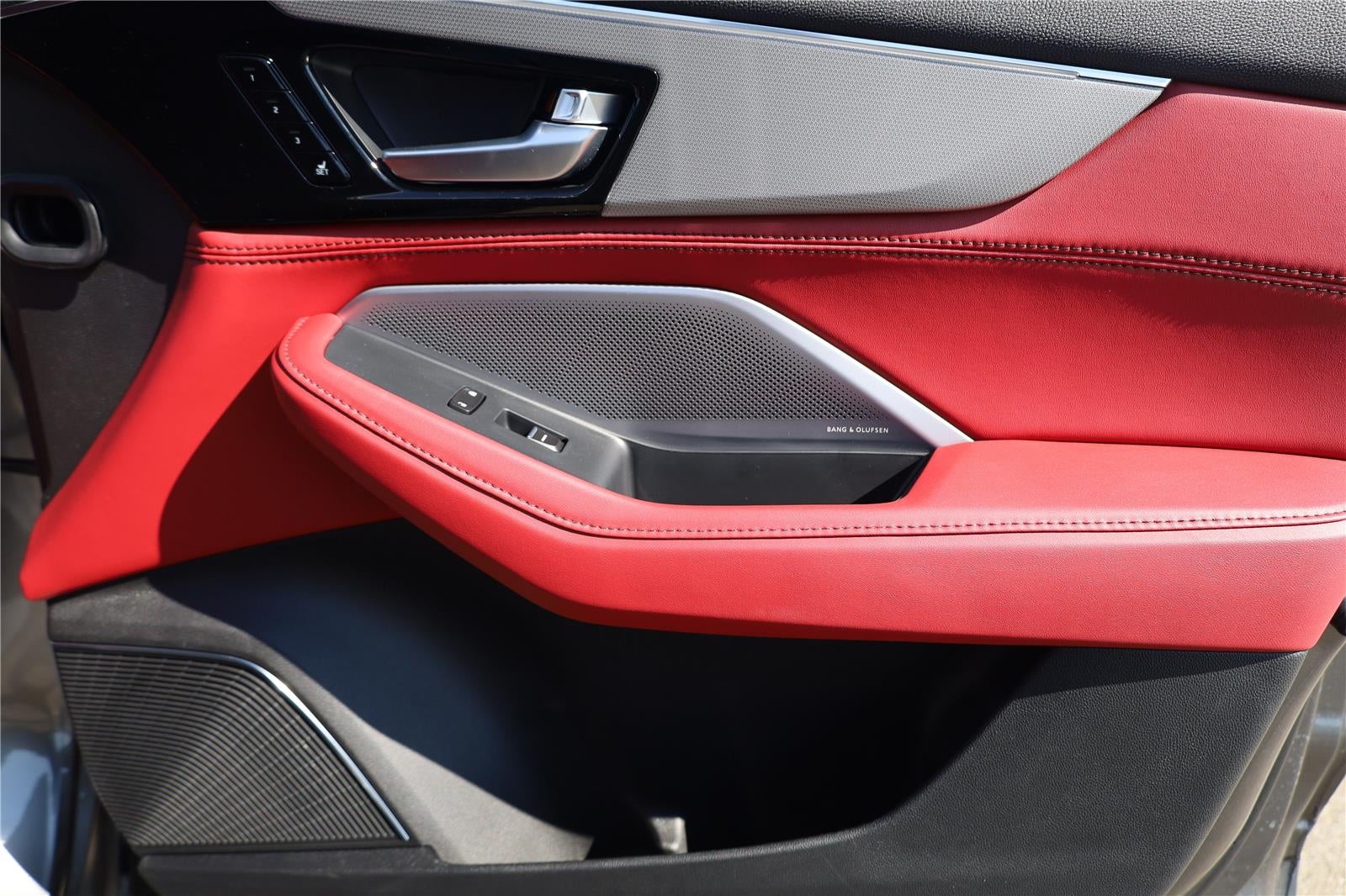 2026 Acura MDX SH-AWD w/A-SPEC w/Advance