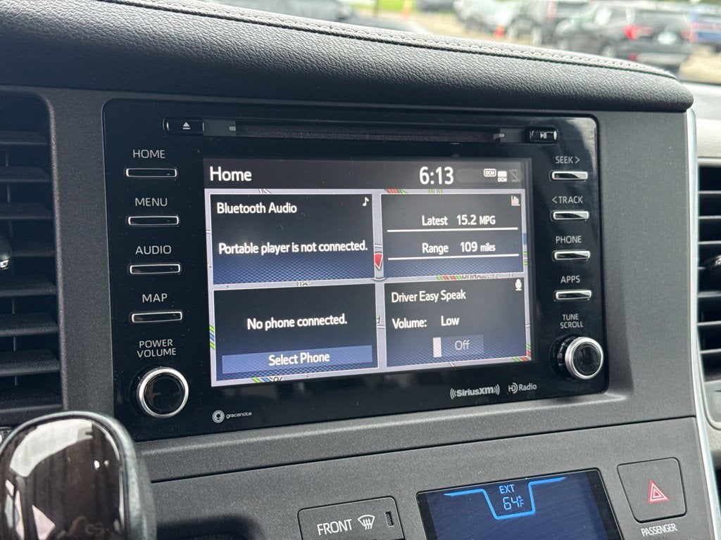 2019 Toyota Sienna XLE 8 Passenger