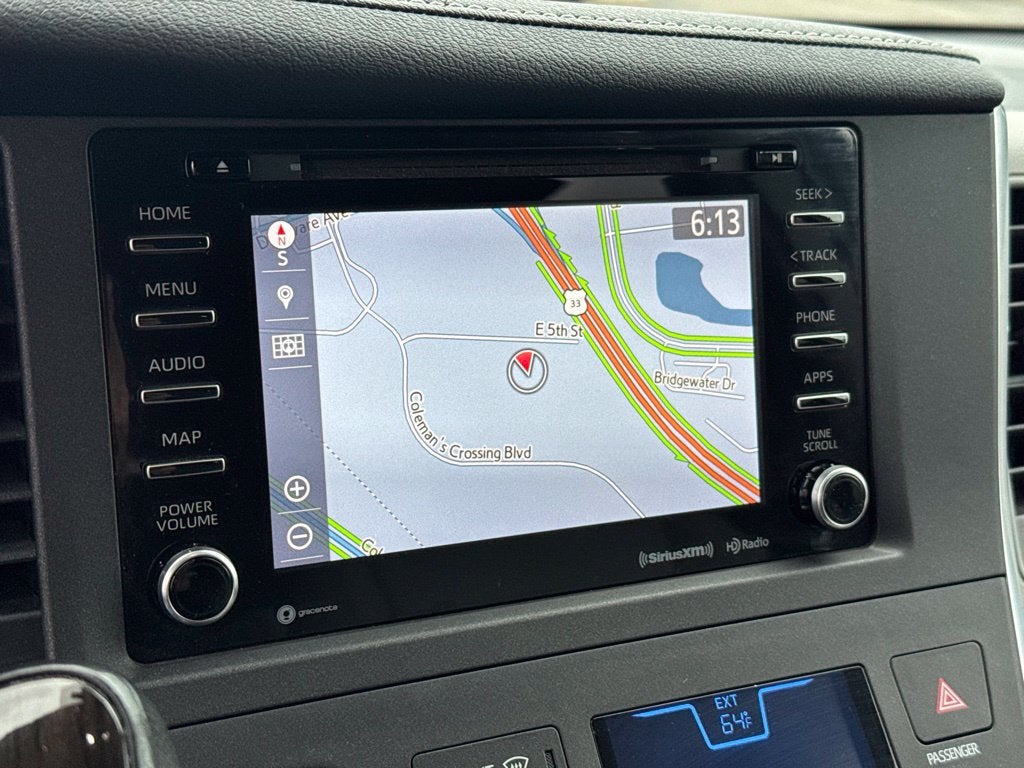 2019 Toyota Sienna XLE 8 Passenger