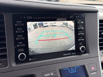 2019 Toyota Sienna XLE 8 Passenger